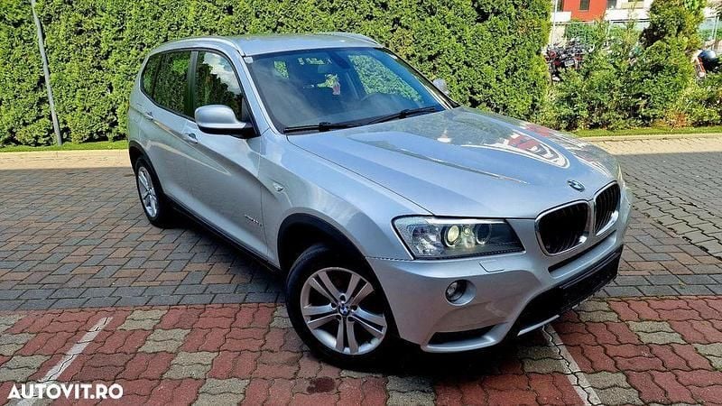Culoareargint Utilizat 2012 BMW X3 SUV | 9.300 EUR (Preț bun) - Imagine 1/4