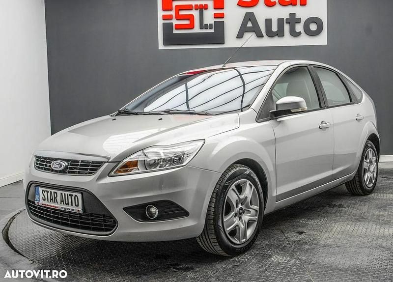 Culoaregri Utilizat 2011 Ford Focus Trend Hatchback | 3.990 EUR (Preț OK) - Imagine 1/4