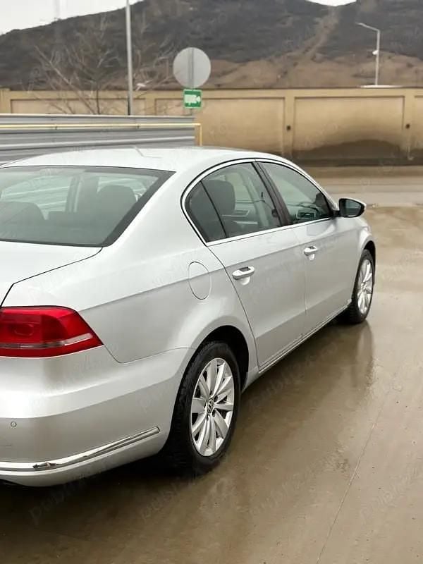 Second-hand VW Passat 105 CP (77 kW) 2014 Berlinǎ