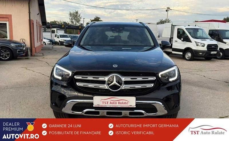 Culoarenegru Utilizat 2021 Mercedes GLC300e SUV | 34.691 EUR (Preț OK) - Imagine 1/4