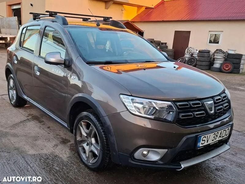 Culoaremaro Utilizat 2020 Dacia Sandero Stepway | 7.900 EUR (Preț bun) - Imagine 1/4