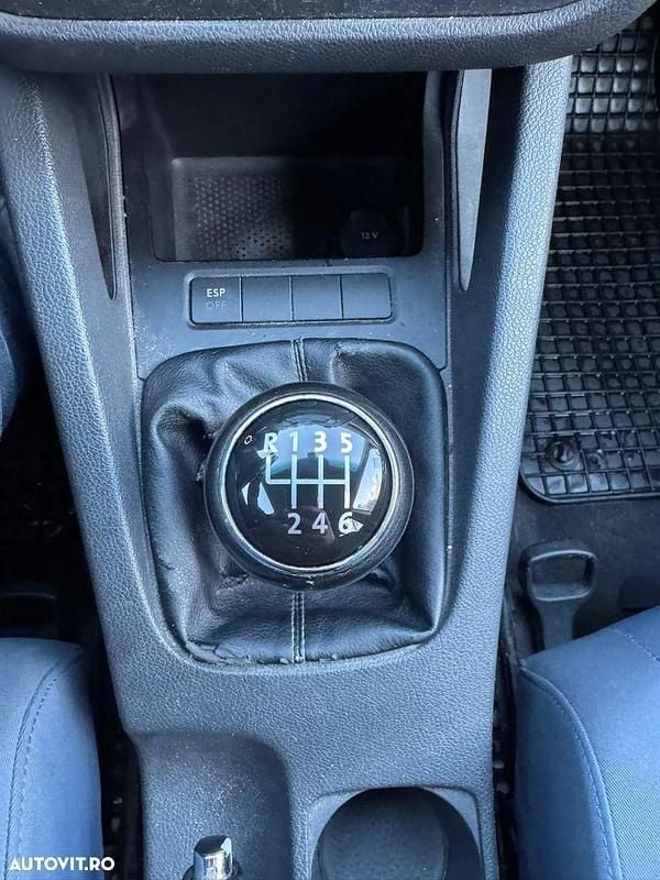 Culoaregri Utilizat 2005 VW Golf IV Trendline Hatchback | 2.950 EUR (Preț OK) - Imagine 1/4