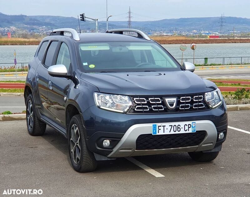 Gri Utilizat 2021 Dacia Duster Prestige SUV | 9.990 EUR (Preț bun) - Imagine 1/4