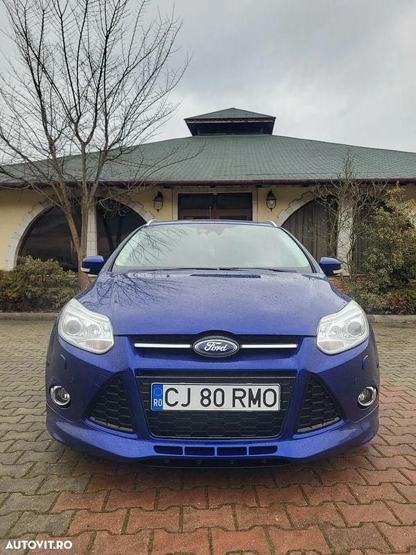 Second-hand Ford Focus 150 CP (110 kW) 2014 Culoarealbastru Break