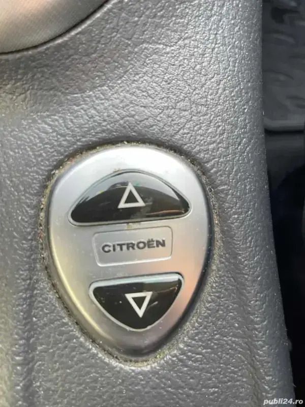 Utilizat 2007 Citroën C5 Berlinǎ | 1.650 EUR - Imagine 1/4
