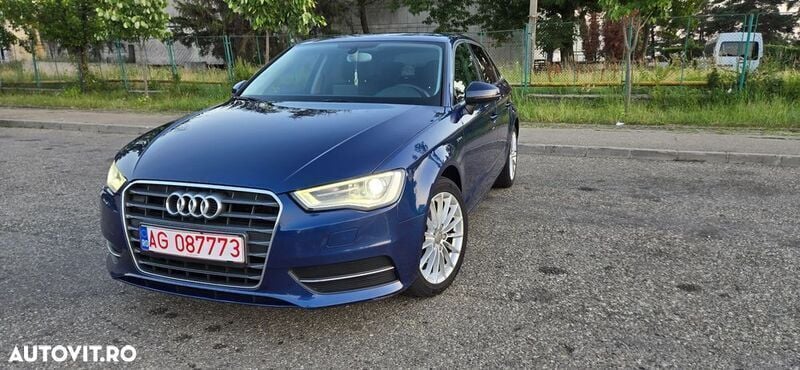 Albastru Utilizat 2014 Audi A3 | 8.990 EUR (Super Preț) - Imagine 1/4