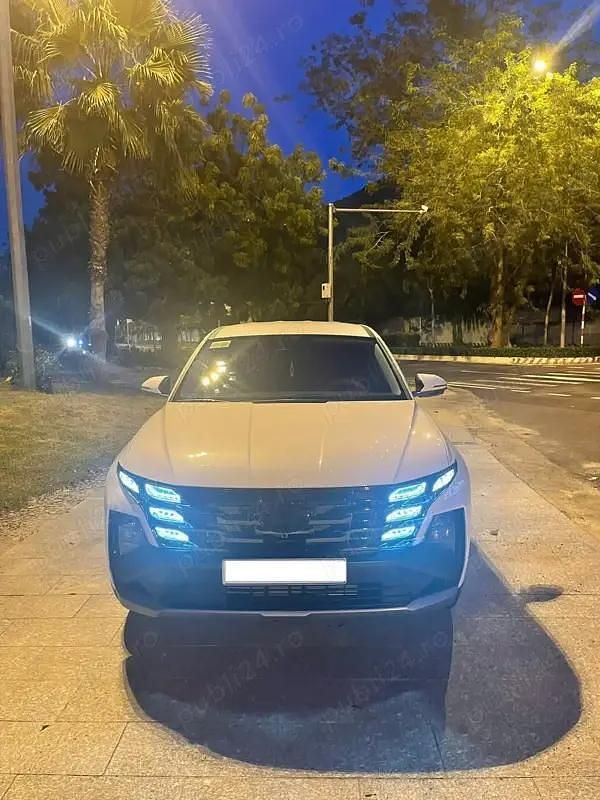 Alb Utilizat 2024 Hyundai Tucson SUV | 25.200 EUR (Super Preț) - Imagine 1/4