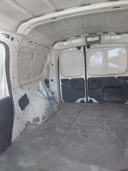 Utilizat 2007 Dacia Logan Berlinǎ | 1.300 EUR (Super Preț) - Imagine 1/4