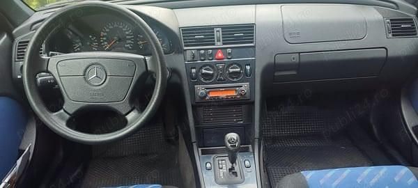 Second-hand Mercedes C180 122 CP (89 kW) 2000 Berlinǎ