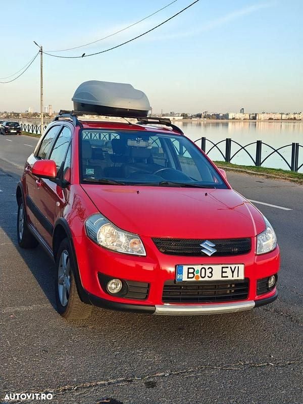 Culoarerosu Utilizat 2009 Suzuki SX4 Hatchback | 4.400 EUR - Imagine 1/4