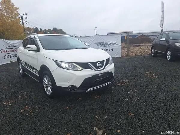 Alb Second-hand 2016 Nissan Qashqai SUV | 7.990 EUR (Super Preț) - Imagine 1/4
