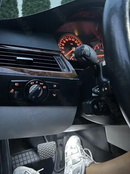 Second-hand BMW 535 286 CP (210 kW) 2007 Berlinǎ