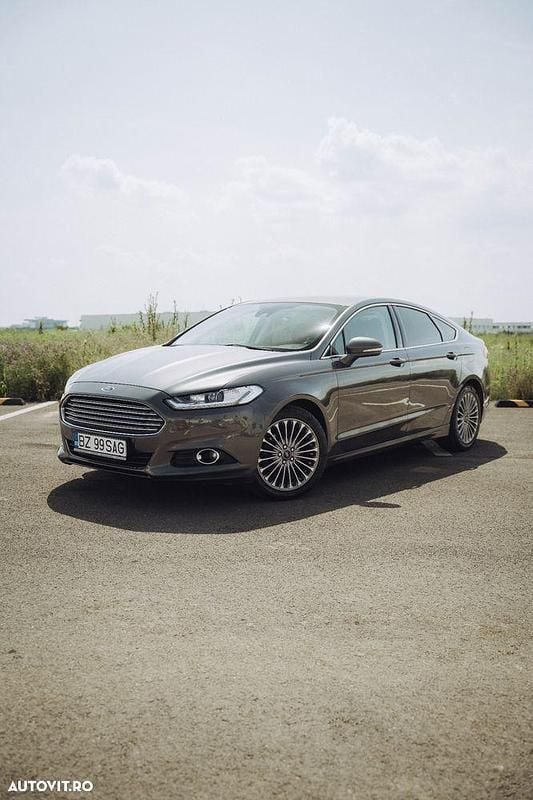 Gri Utilizat 2019 Ford Mondeo Trend Berlinǎ | 12.500 EUR (Preț OK) - Imagine 1/4