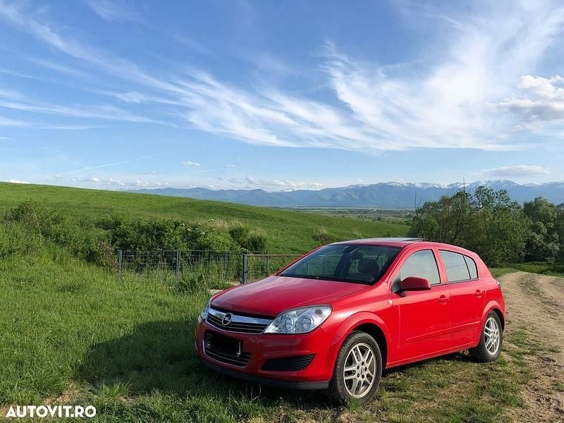 Culoarerosu Utilizat 2008 Opel Astra | 2.199 EUR (Preț OK) - Imagine 1/4