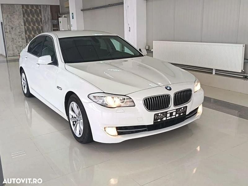 Culoarealb Utilizat 2012 BMW 520 Berlinǎ | 9.250 EUR (Super Preț) - Imagine 1/4