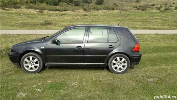Second-hand VW Golf IV 75 CP (55 kW) 2003 Negru Hatchback