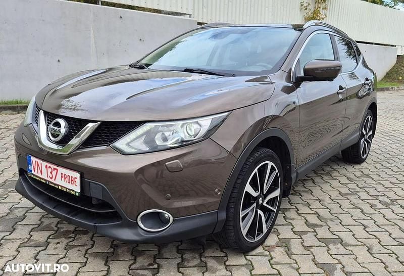 Culoaremaro Utilizat 2017 Nissan Qashqai Tekna SUV | 10.950 EUR (Preț OK) - Imagine 1/4