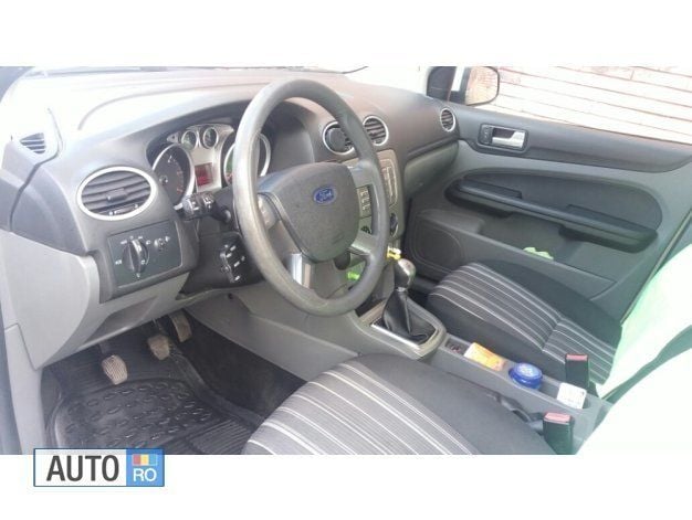 Second-hand Ford Focus 90 CP (66 kW) 2009 Alb Break