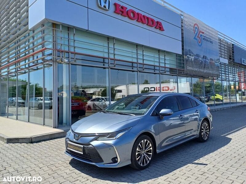 Albastru Utilizat 2024 Toyota Corolla Berlinǎ | 27.990 EUR (Scump) - Imagine 1/4