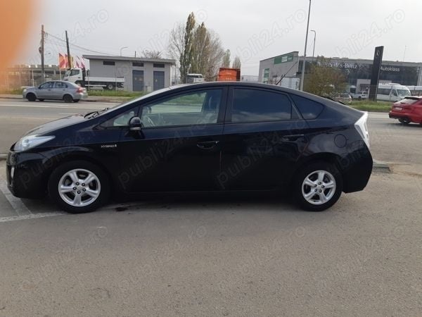 Negru Utilizat 2010 Toyota Prius Hatchback | 7.000 EUR - Imagine 1/4