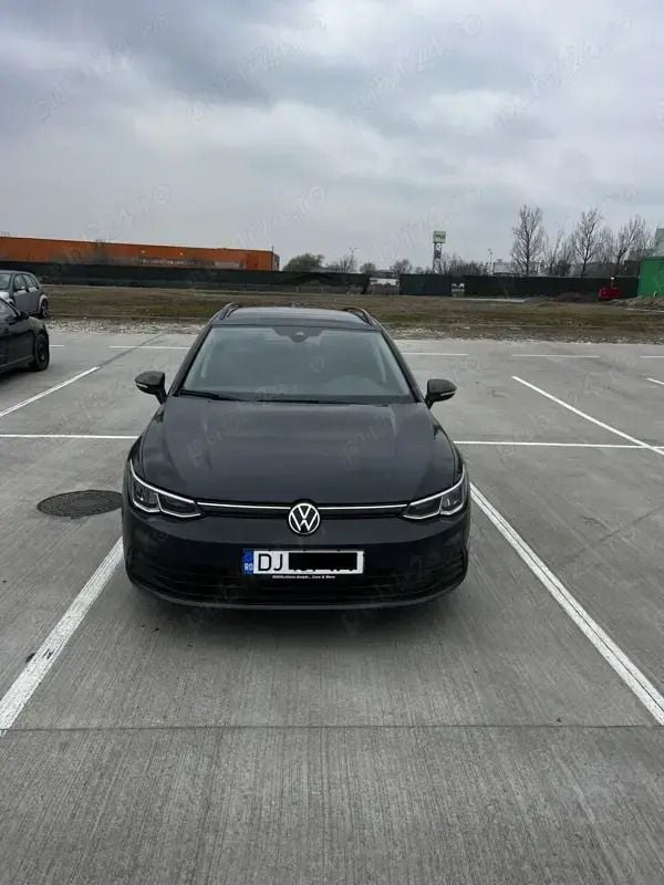 Utilizat 2021 VW Golf VIII Style Break | 16.900 EUR (Preț OK) - Imagine 1/4