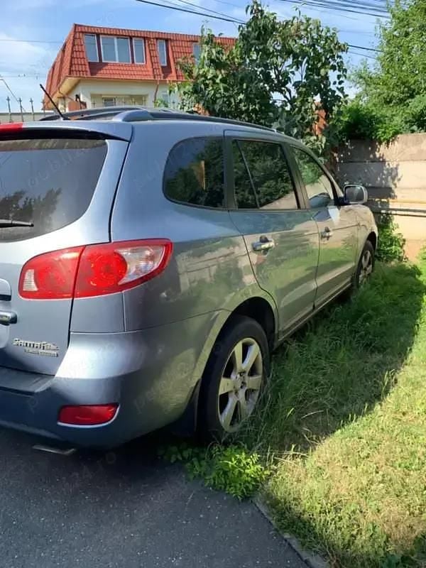 Gri Utilizat 2009 Hyundai Santa Fe SUV | 1.700 EUR - Imagine 1/4