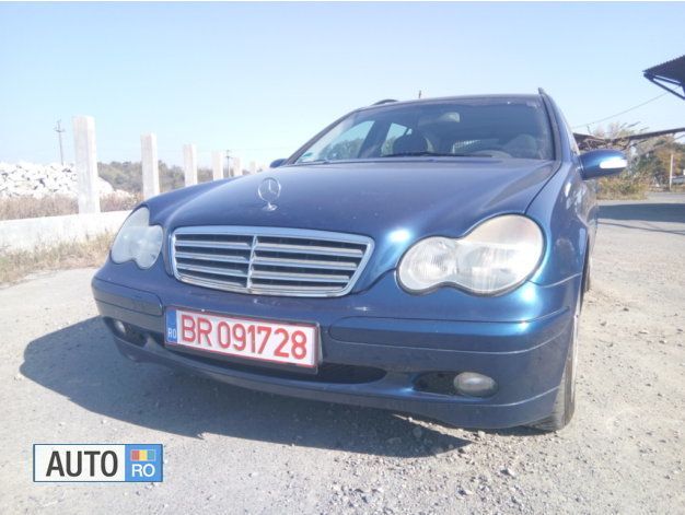 Albastru Utilizat 2002 Mercedes C200 Break | 2.500 EUR - Imagine 1/4