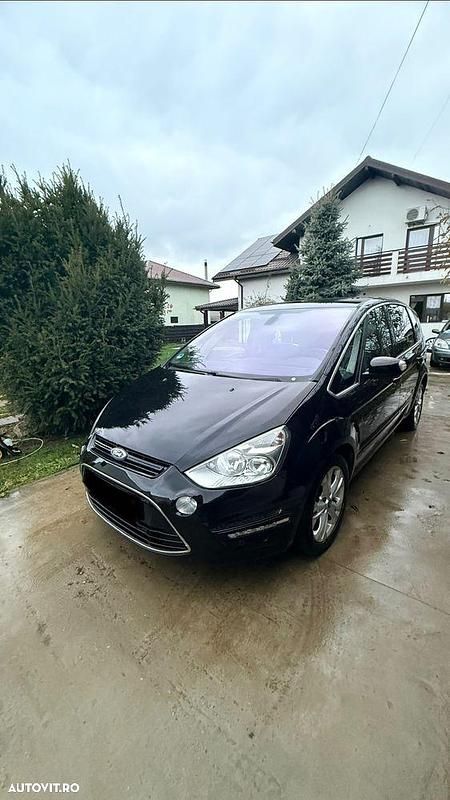 Second-hand Ford S-MAX S 140 CP (102 kW) 2009 Culoarenegru Monovolum