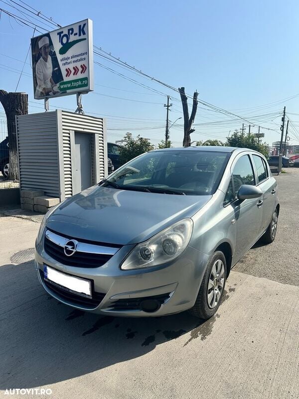 Gri Utilizat 2010 Opel Corsa Essentia | 2.000 EUR (Super Preț) - Imagine 1/4