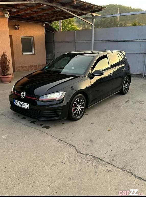 Utilizat 2015 VW Golf VII GTI Hatchback | 14.800 EUR (Preț bun) - Imagine 1/4