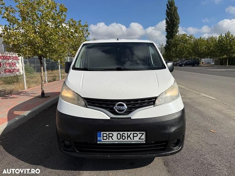 Culoarealb Utilizat 2015 Nissan NV200 Comfort Van | 4.000 EUR - Imagine 1/4