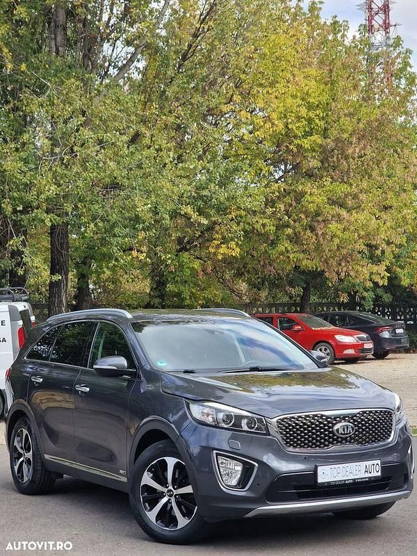 Culoaregri Utilizat 2015 Kia Sorento Spirit SUV | 16.500 EUR (Preț OK) - Imagine 1/4
