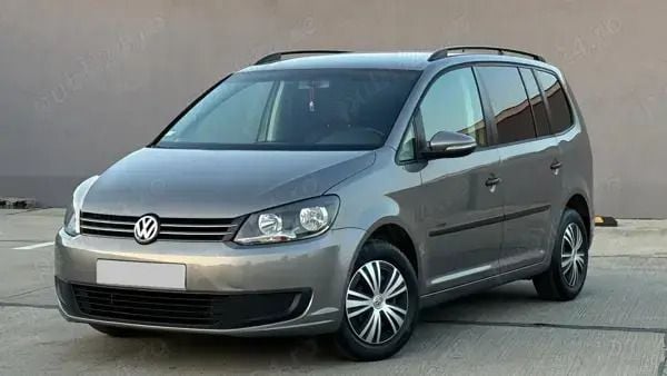 Utilizat 2012 VW Touran Monovolum | 4.450 EUR (Super Preț) - Imagine 1/4