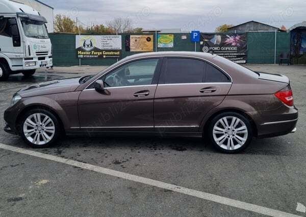 Second-hand Mercedes C220 Avantgarde 170 CP (125 kW) 2012 Berlinǎ