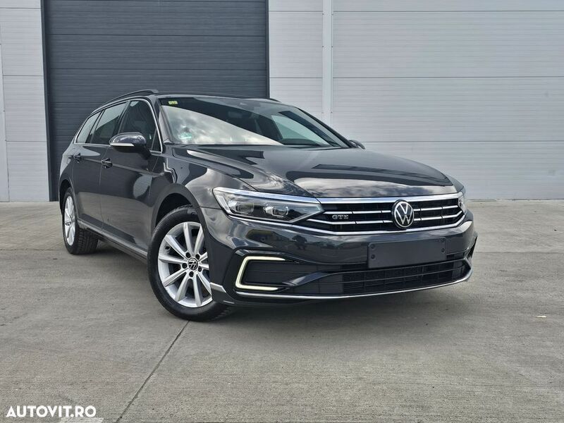 Gri Utilizat 2021 VW Passat GTE Break | 19.999 EUR - Imagine 1/4