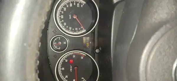 Utilizat 2006 Opel Astra Hatchback | 1.850 EUR - Imagine 1/4