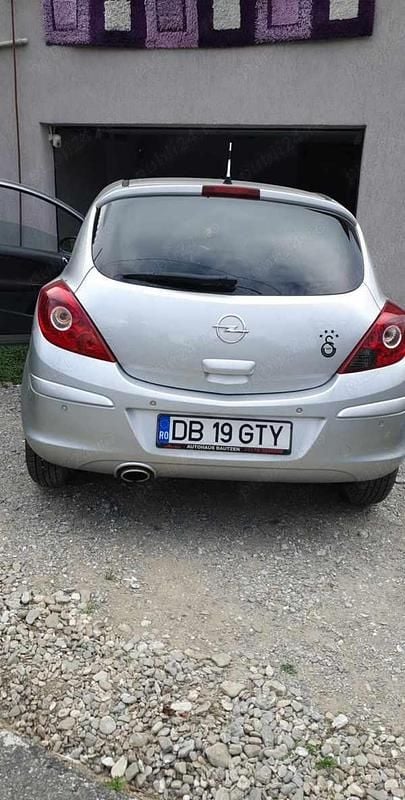 Second-hand Opel Corsa 85 CP (62 kW) 2012