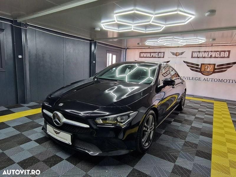 Culoarenegru Utilizat 2019 Mercedes CLA180 Berlinǎ | 22.890 EUR (Super Preț) - Imagine 1/4