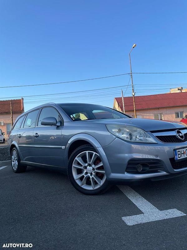 Culoaregri Utilizat 2005 Opel Vectra Break | 2.000 EUR (Preț OK) - Imagine 1/4