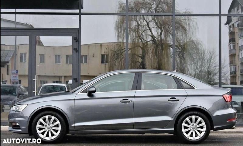 Culoaregri Utilizat 2015 Audi A3 Sportback Design Berlinǎ | 11.290 EUR (Preț OK) - Imagine 1/4
