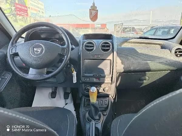 Second-hand Dacia Duster 115 CP (84 kW) 2016 Alb SUV