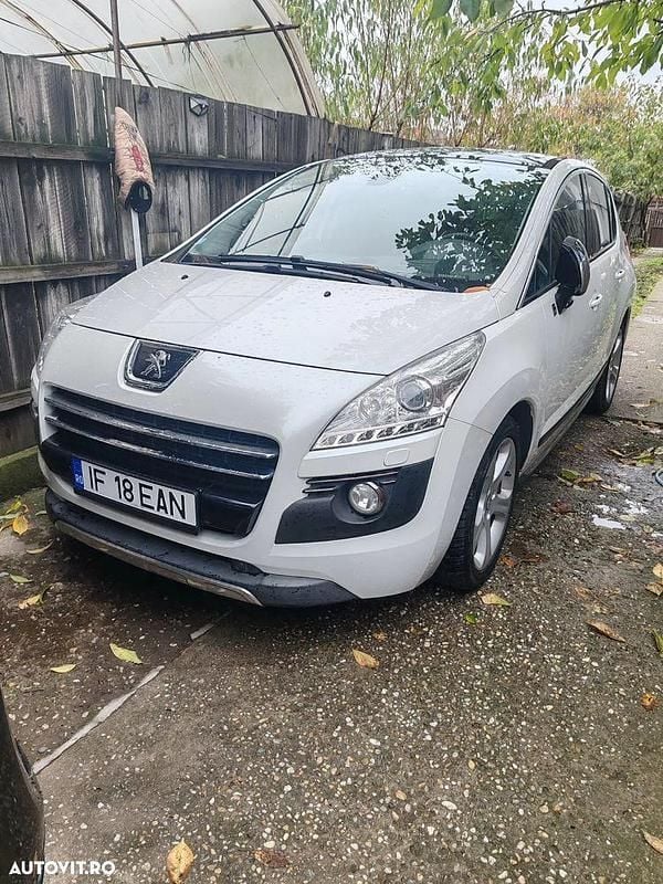 Second-hand Peugeot 3008 163 CP (119 kW) 2012 Culoarealb Break