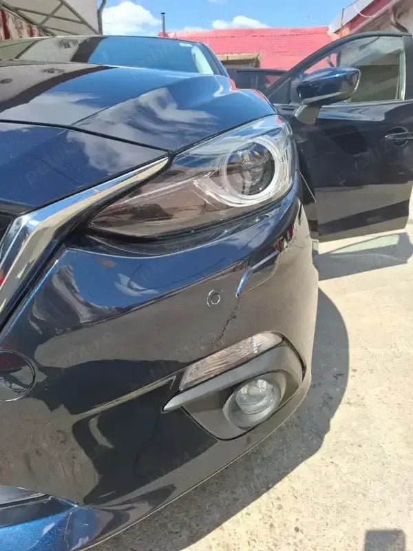 Utilizat 2014 Mazda 3 Hatchback | 9.500 EUR (Super Preț) - Imagine 1/4