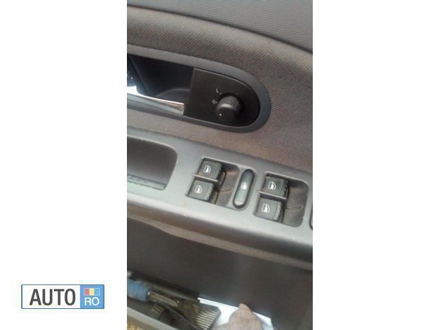 Second-hand VW Sharan 116 CP (85 kW) 2003 Monovolum