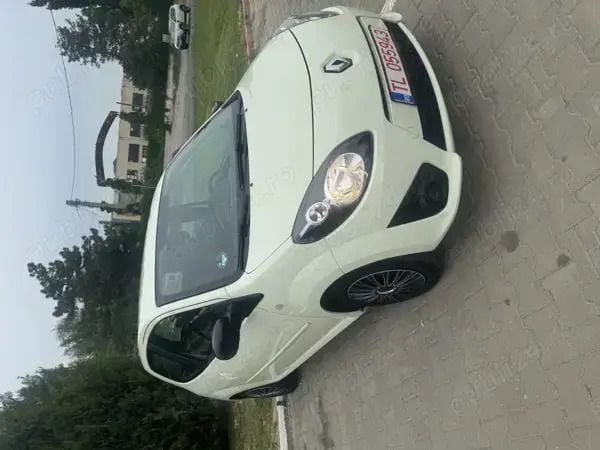 Utilizat 2011 Renault Twingo Hatchback | 2.950 EUR - Imagine 1/4