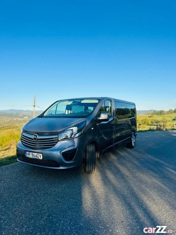 Utilizat 2017 Opel Vivaro Van | 13.700 EUR (Preț OK) - Imagine 1/4