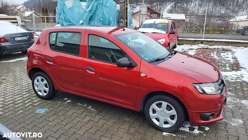 Second-hand Dacia Sandero Celebration 73 CP (53 kW) 2017 Culoarerosu
