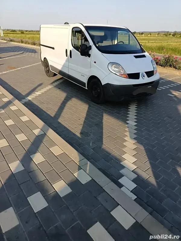 Utilizat 2007 Renault Trafic Van | 5.000 EUR (Preț OK) - Imagine 1/4