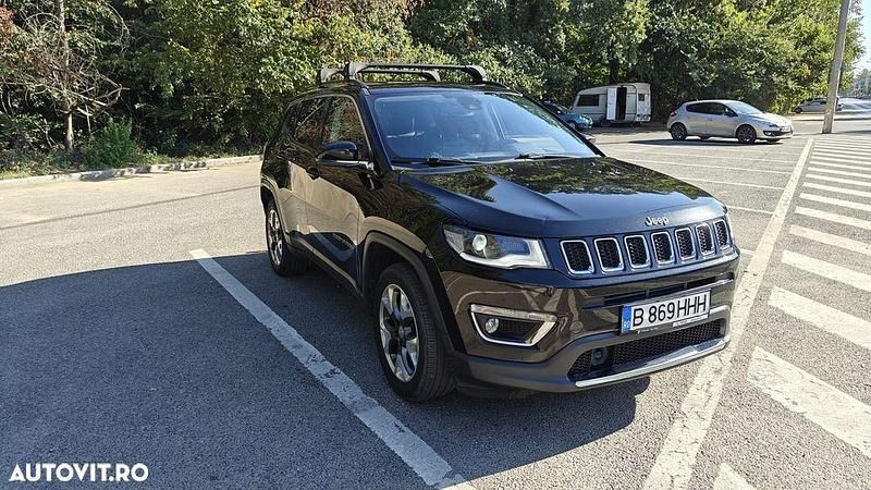 Culoarenegru Utilizat 2019 Jeep Compass Limited SUV | 18.250 EUR (Puțin scump) - Imagine 1/4