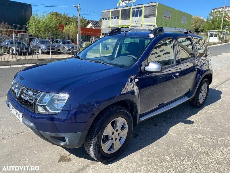 Culoarealbastru Utilizat 2016 Dacia Duster Lauréate SUV | 8.600 EUR (Preț bun) - Imagine 1/4